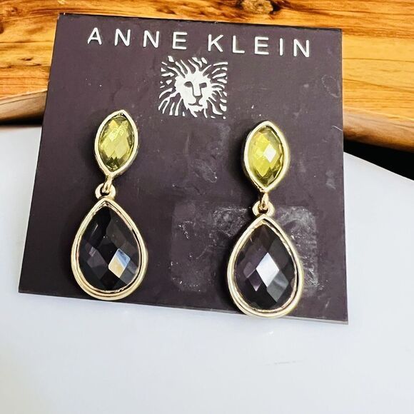 Anne Klein AK Earrings Pink Green Crystals Dangle Drop Gold Tone Pierced 1079 - Picture 4 of 8